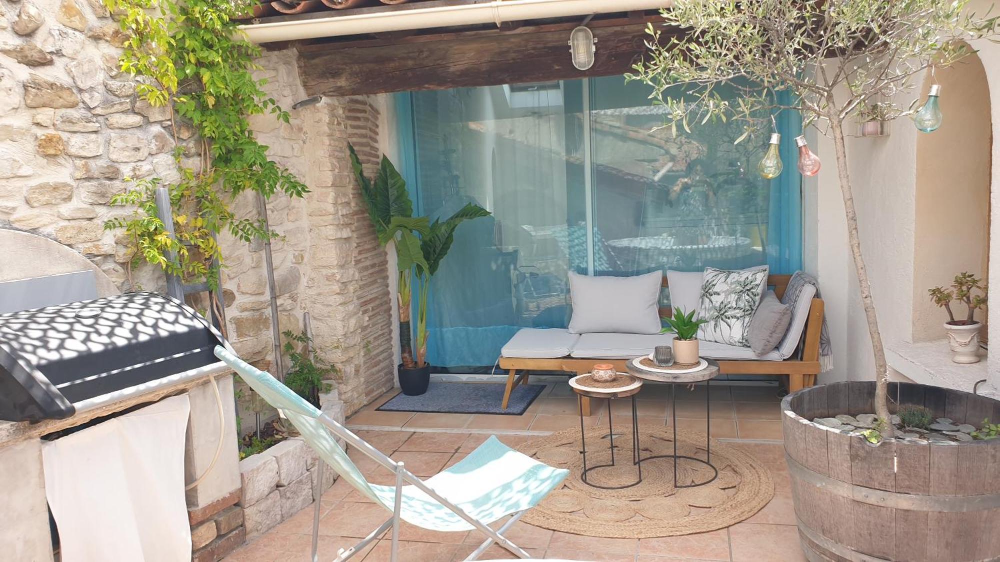 Maison Avec Jacuzzi Et Terrasse Sur Les Toits Brignon Luaran gambar