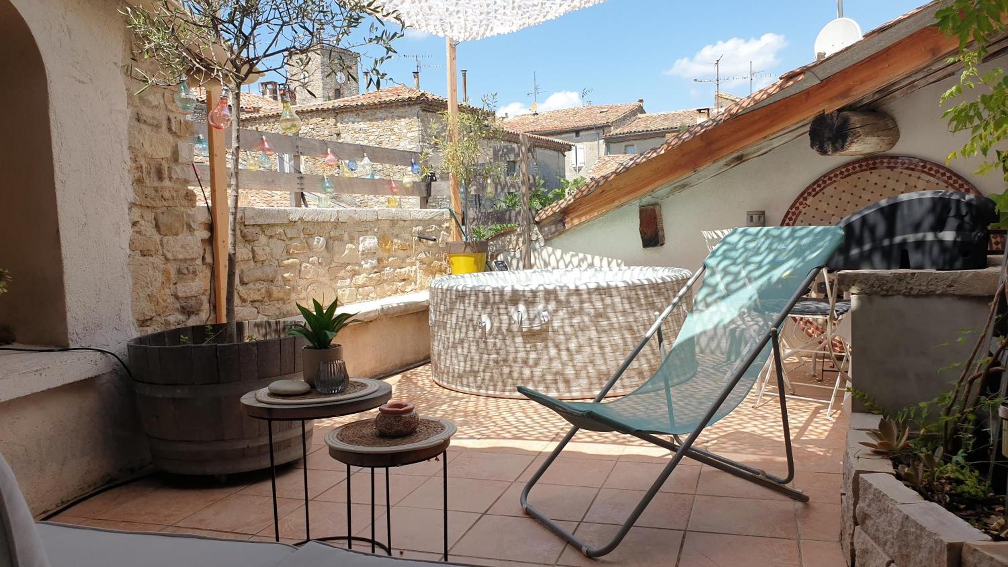 Maison Avec Jacuzzi Et Terrasse Sur Les Toits Brignon Luaran gambar
